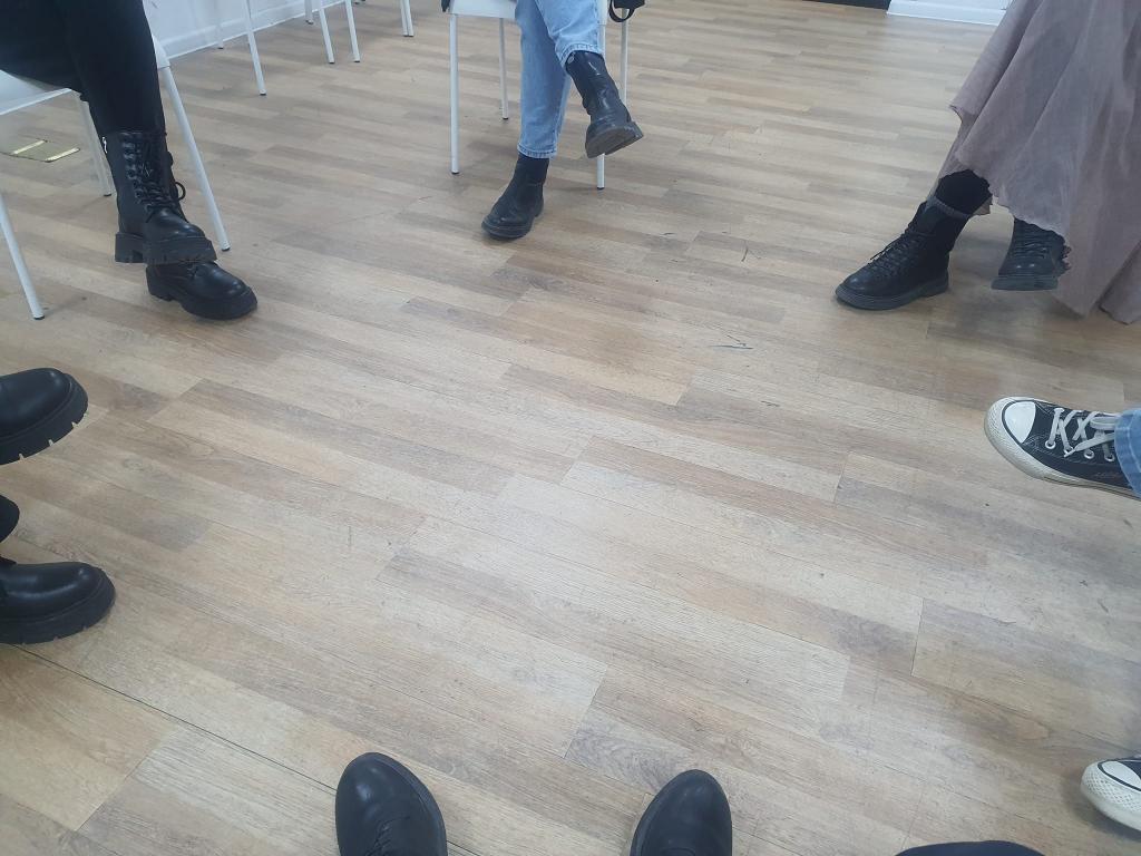 Хоёр дахь өдөр 20 орчим насныхан