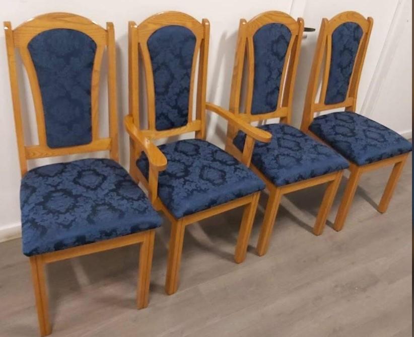 Back and bottom upholstery of oak chairs